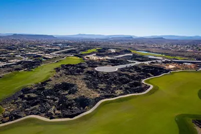 2452 South Village Dr, Santa Clara, UT 84765 - Photo 13