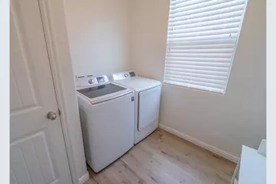 2701 E Upper Canyon Dr, Washington, UT 84780 - Photo 15