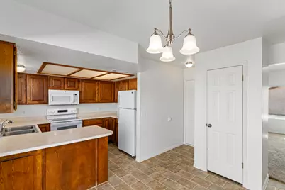 1075 N 1400 W #27, Saint George, UT 84770 - Photo 13