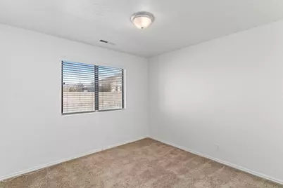 1075 N 1400 W #27, Saint George, UT 84770 - Photo 33