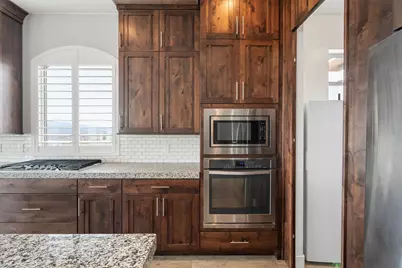 2035 N Gunsight Dr, Saint George, UT 84770 - Photo 13