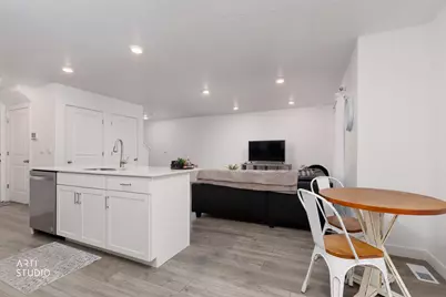 1214 W Hidden Spg Dr, Santaquin, UT 84655 - Photo 11