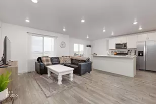 1214 W Hidden Spg Dr, Santaquin, UT 84655 - Photo 5
