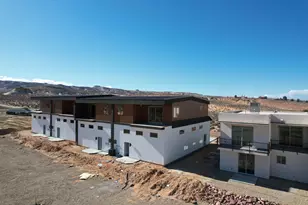 1326 E Lone Rock View, Big Water, UT 84741 - Photo 11