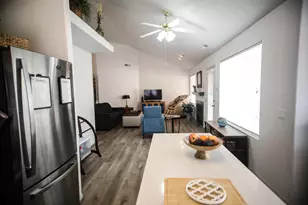 385 W Brigham, Saint George, UT 84790 - Photo 9