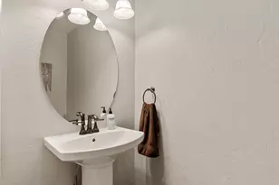 776 E Fiddlers Canyon Rd, Cedar City, UT 84721 - Photo 19