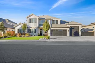 997 E Iron Horse Dr, Washington, UT 84780 - Photo 1