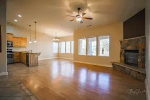 1515 E Wilcken Way, Washington, UT 84780 - Photo 5