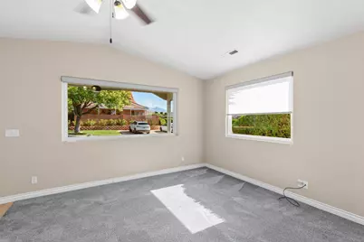 1050 W Red Hills Parkway #8, Washington, UT 84780 - Photo 5