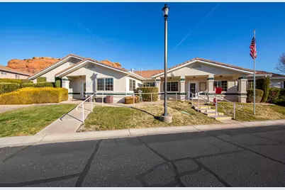 1050 W Red Hills Parkway #8, Washington, UT 84780 - Photo 29