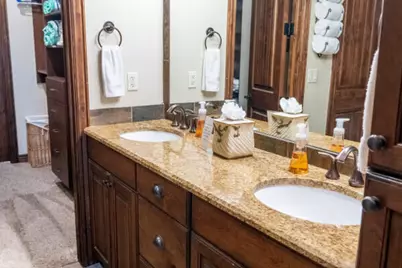 1936 N Pebble Beach Dr, Washington, UT 84780 - Photo 15