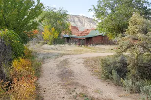 50 S Red Rock Dr, Cannonville, UT 84718 - Photo 9