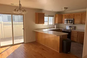 316 S 2450 E, Saint George, UT 84790 - Photo 3