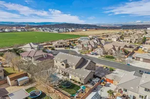 2551 Honeybee Cir, Washington, UT 84780 - Photo 15