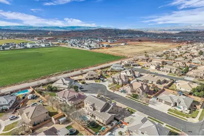 2551 Honeybee Cir, Washington, UT 84780 - Photo 21