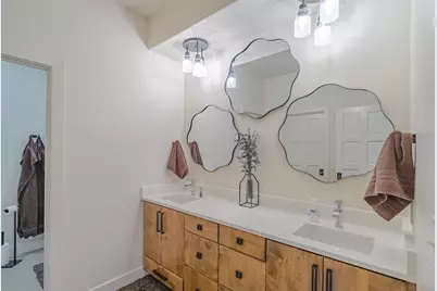1297 W Lions Head Dr, Washington, UT 84780 - Photo 27