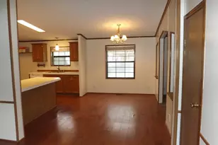 272 E Hidden View Dr, Sandy, UT 84070 - Photo 13