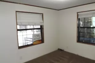 272 E Hidden View Dr, Sandy, UT 84070 - Photo 27