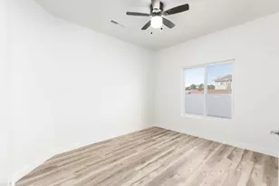 1324 E Manzanita Dr, Apple Valley, UT 84737 - Photo 15