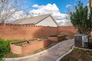 1906 S Bridle Circle, Washington, UT 84780 - Photo 25