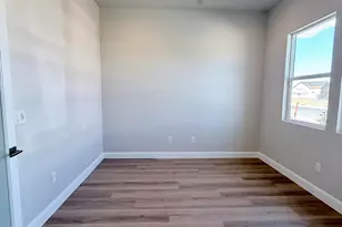 2794 S Woodrow Ln, Washington, UT 84780 - Photo 3