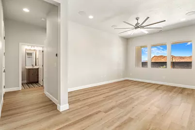 2794 S Woodrow Ln, Washington, UT 84780 - Photo 13