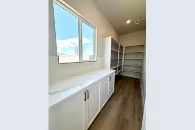 2794 S Woodrow Ln, Washington, UT 84780 - Photo 9