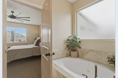 902 E Silver Shadows Dr, Washington, UT 84780 - Photo 17