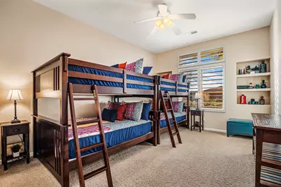 1028 W Shadow Ridge Dr, Washington, UT 84780 - Photo 19