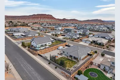 959 E Bronco Dr, Washington, UT 84780 - Photo 35