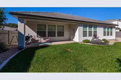 1863 S Heritage Fields Dr, Washington, UT 84780 - Photo 37