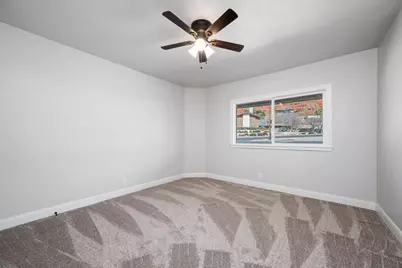 243 W Hope St, Saint George, UT 84770 - Photo 17