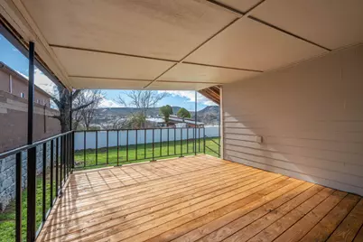 243 W Hope St, Saint George, UT 84770 - Photo 25