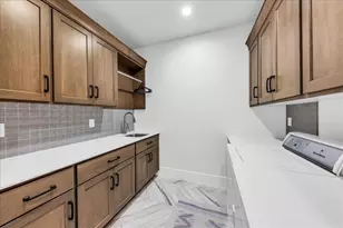 1555 W Woodsview Ln, Saint George, UT 84770 - Photo 23