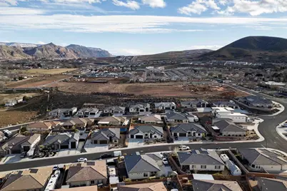1925 W 180 N, Hurricane, UT 84737 - Photo 59