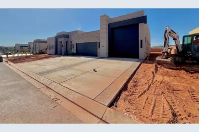 561 W 80 S, Ivins, UT 84738 - Photo 3