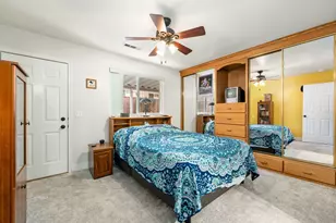 1050 W Red Hills Pkwy, Washington, UT 84780 - Photo 13