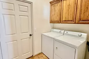 2050 N Canyon View Dr, Saint George, UT 84770 - Photo 23