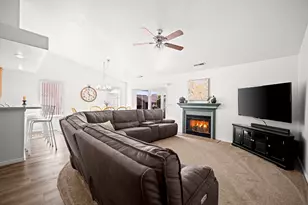 1825 W Mathis Park Pl, Saint George, UT 84770 - Photo 13