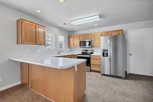 223 E 800 S, Ivins, UT 84738 - Photo 21