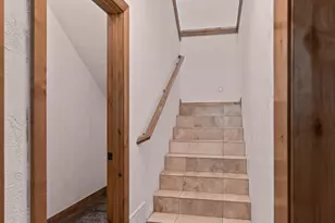 2464 E Granite Wy, Saint George, UT 84790 - Photo 87