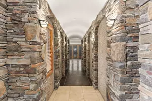 2464 E Granite Wy, Saint George, UT 84790 - Photo 23