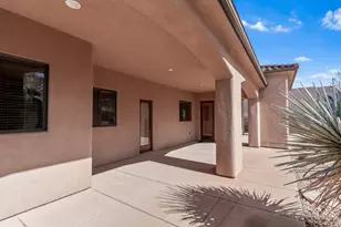 2464 E Granite Wy, Saint George, UT 84790 - Photo 15