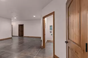 2464 E Granite Wy, Saint George, UT 84790 - Photo 89