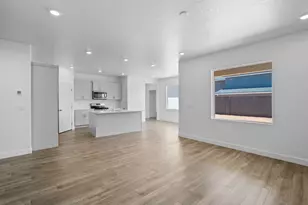 1912 S Cyclone Dr, Washington, UT 84780 - Photo 13