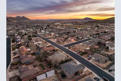 1128 N Main St, Hurricane, UT 84737 - Photo 35