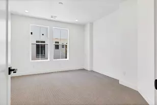 2275 E Crestas Aly, Washington, UT 84780 - Photo 13