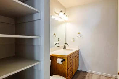 845 N Valley View Dr #201, Saint George, UT 84770 - Photo 23