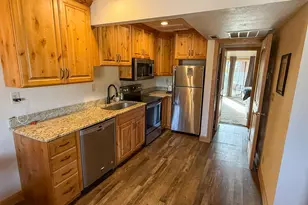 860 S Village Rd, Saint George, UT 84770 - Photo 9