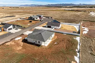 762 E 300 S, Enterprise, UT 84725 - Photo 33